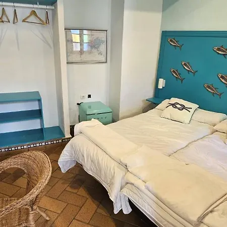 بيت ضيافة Santa Catalina كونيل ذي لا فرونتيرا
